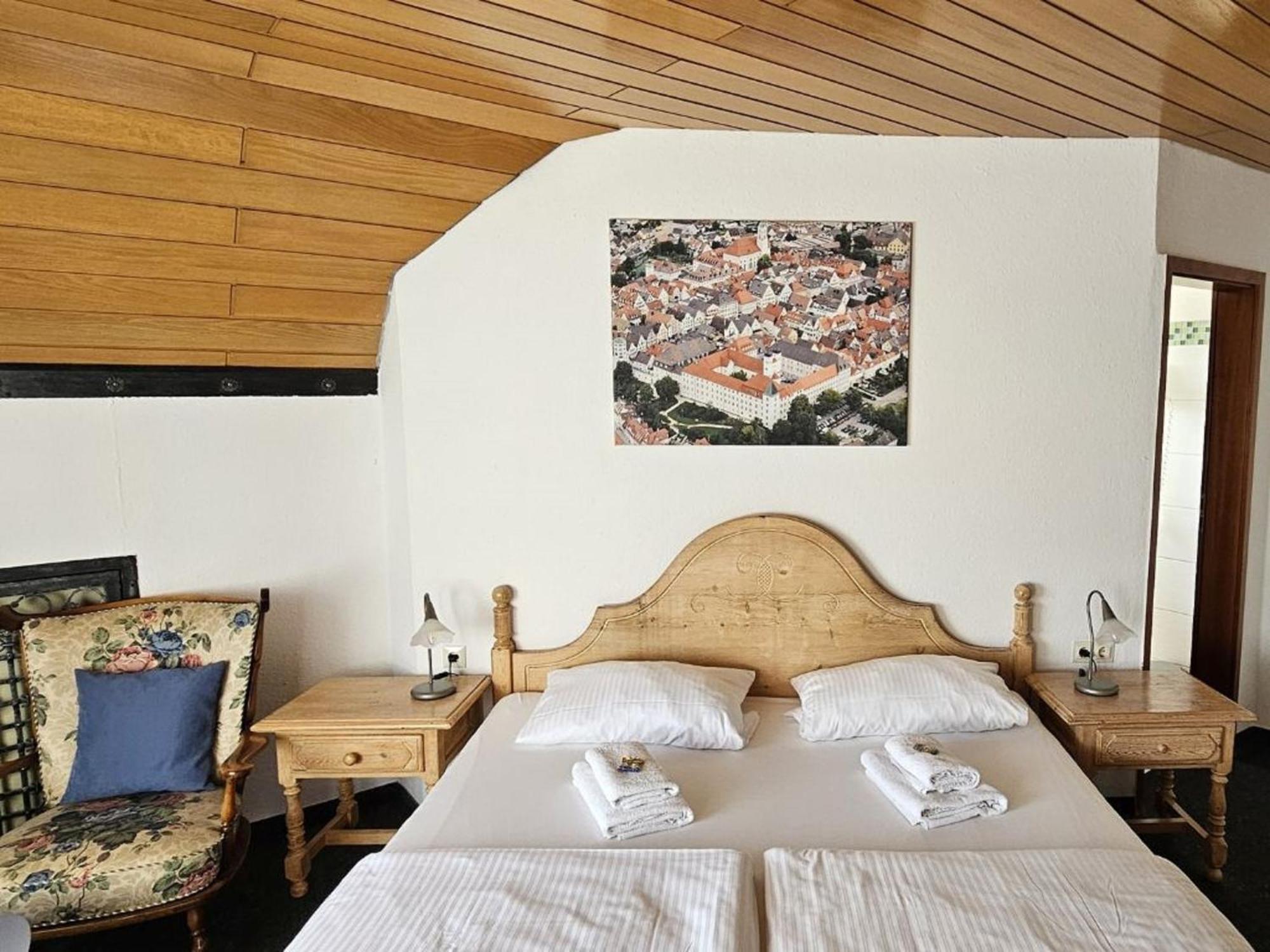 Hotel Hirsch Гюнцбург Екстер'єр фото